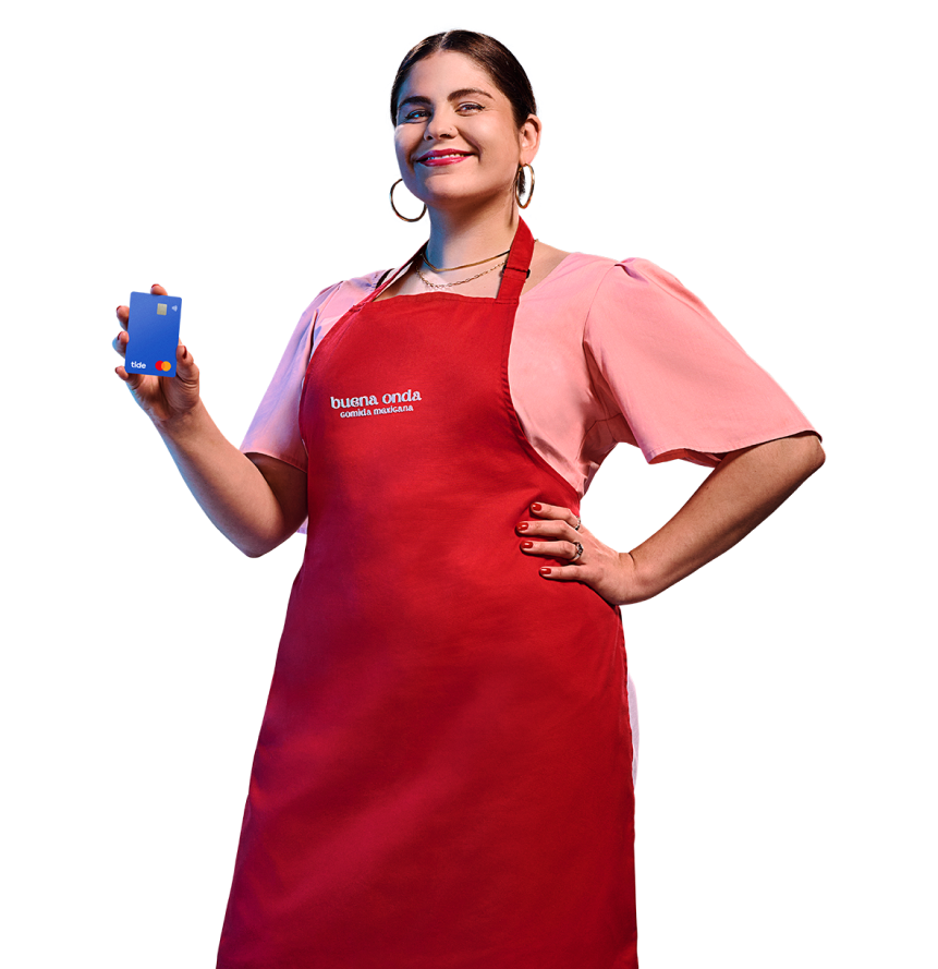 Entrepreneure tenant une carte Tide